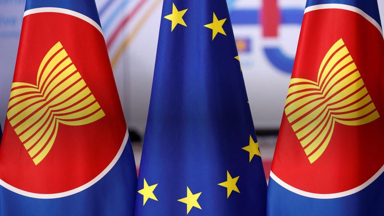Read more about the article European – ASEAN affairs: Interview with the CEO of EU-ASEAN Business Council Chris Humphrey